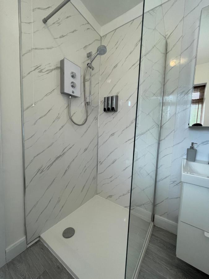 Lovely 2 Bed Apartment, Arnold Town Centre. นอตติงแฮม ภายนอก รูปภาพ