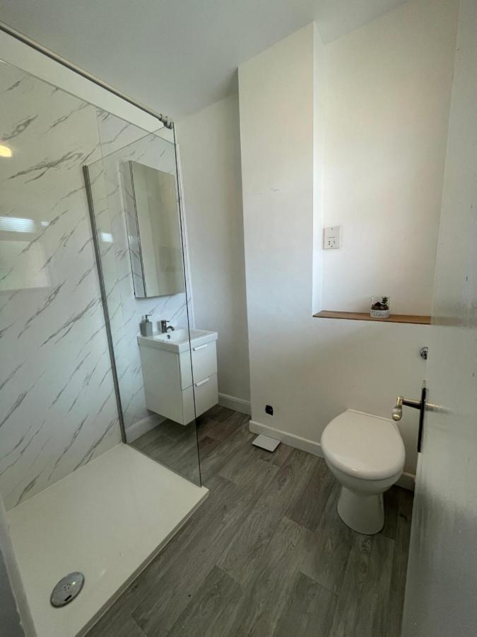 Lovely 2 Bed Apartment, Arnold Town Centre. นอตติงแฮม ภายนอก รูปภาพ
